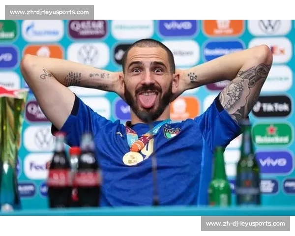 慈善赛争议飞铲!博努奇放倒前英格兰女足队长 慈善赛争议飞铲!博努奇放倒前英格兰女足队长