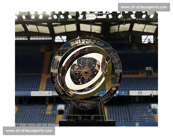 马刺球星巴恩斯跨界联动国米 世俱杯前夕获赠专属球衣