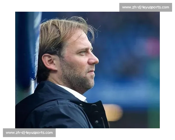 罗马诺确认曼联接触沃特金斯：红魔锋线引援进入实质性阶段